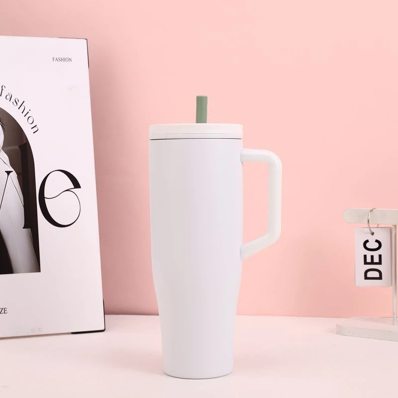 NEW 40oz Tumbler With Patent Lid Design